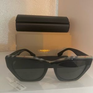 Good Condition/Rarely Worn: Burberry Acetate Butterfly Sunglasses